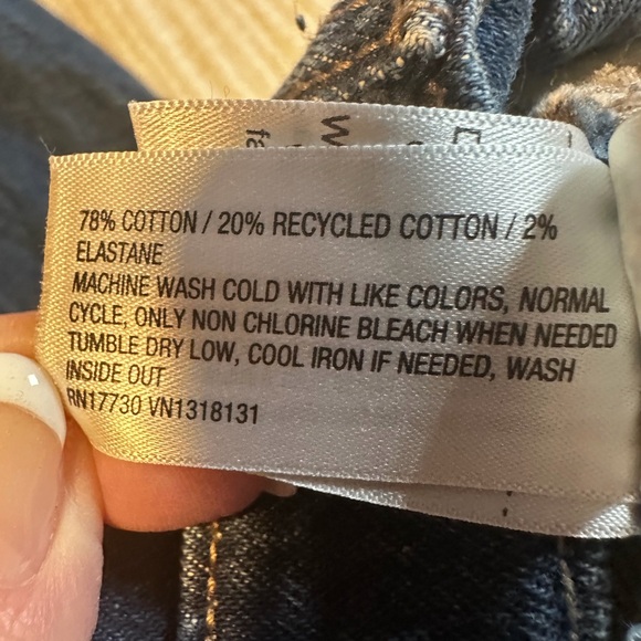 Universal Thread Dark Blue Straight Jeans - Picture 4 of 4